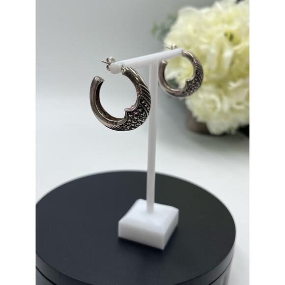 Signed 925 TH SU Vintage Marcasite Bali Inspired Sterling Silver Hoop Earrings - Picture 4 of 11